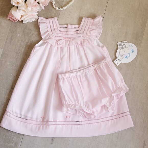 Pink Dress Bonnet Bloomer Set Flutter Sleeves Heirloom Details Boutique NWT - Picture 3 of 6